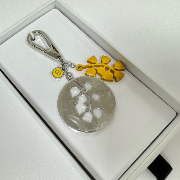 DIOR LILY OF THE VALLEY KEY HOLDER CHAIN - Picture 6 of 9